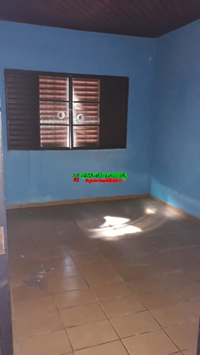 Chácara Em Paraibuna, Casa De 4 Dormitórios, Sendo 2 Suítes - 974