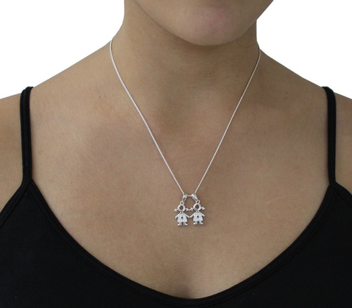 Imagen 7 de 10 de Dije 2 Niñas Con Circonias Y Plata .925 Agálea Joyería