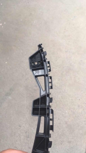 Guia Soporte Defensa Del Rh Suzuki Swift 2016 71821-53r00