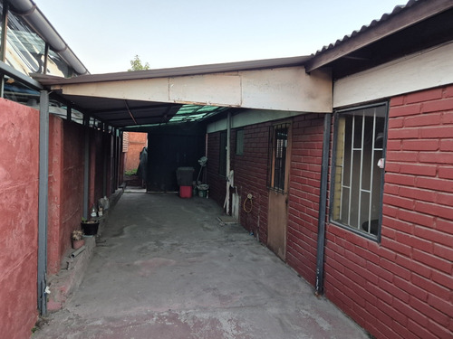 Casa De 2 Dormitorios En Peñalolén