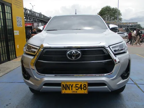 Toyota Hilux Srx 4x4 2800cc At Aa