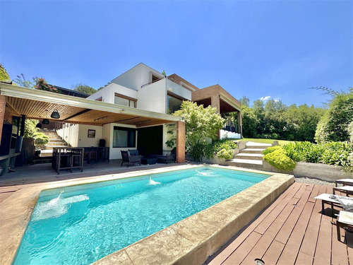 En Condominio: Los Trapenses / Monte Tabor