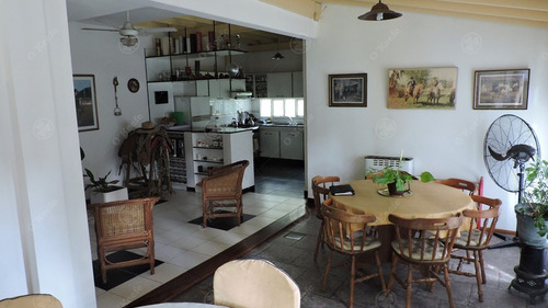 Imagen 7 de 19 de Encantadora Quinta En Venta - Fácil Acceso Desde Camino General Belgrano