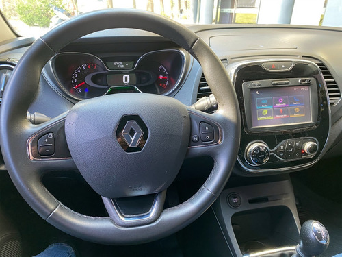 Autos Camionetas Renault Captur 2017 Intens Toyota Nissan
