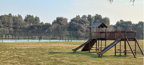 Lote De 1035 M2 En Venta En Barrio Mirabosques, Etapa I. Los Cardales.