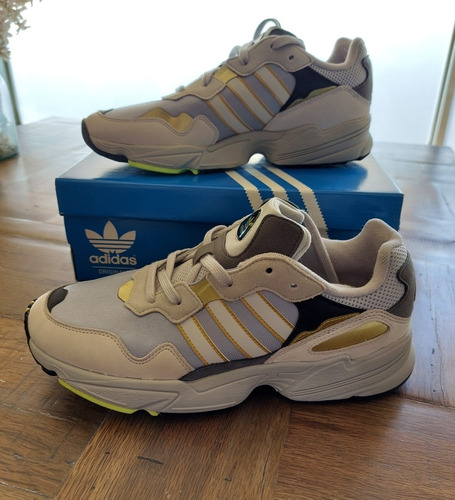 Tenis adidas Yung-96 Dorado/plateado 28mx