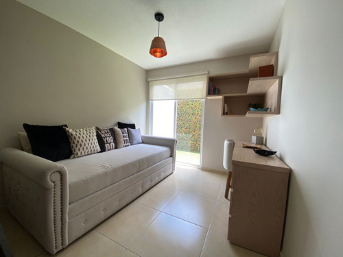 Casa Nueva En Venta En Ojo De Agua Con Alberca Techada En Amenidades