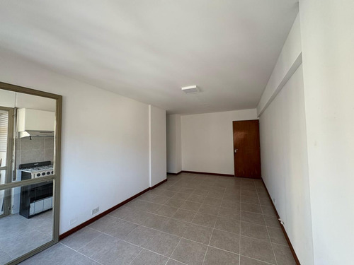 Departamento En Alquiler | 2 Dormitorios | Nueva Cordoba | Frente C/ Balcón | Zona Buen Pastor