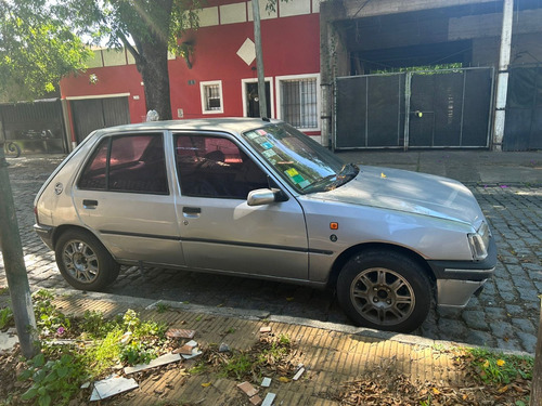 Peugeot 205 - Año 1998 - 5 Puertas - Modelo Gl
