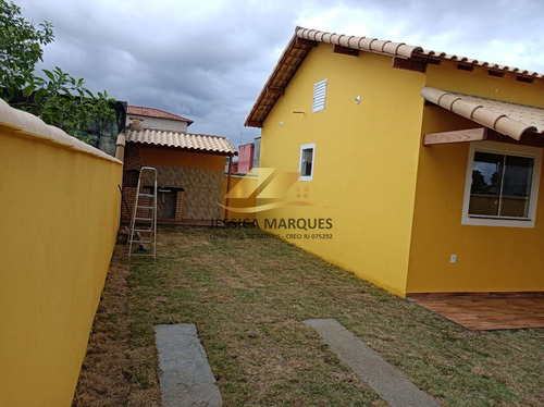 Imagem 4 de 11 de 120.1|jmc - Casa De 2 Quartos E Área Gourmet Em Unamar - Cf