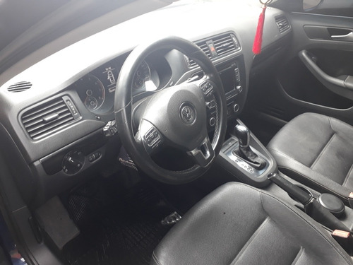 Volkswagen Vento 2.5 Luxury 170cv Tiptronic 2011