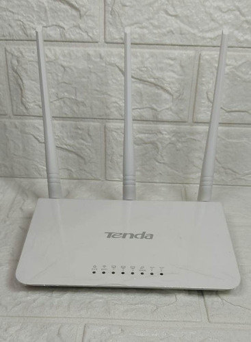 Router Tenda F3 N300 Blanco 110v/220v