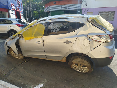 Imagem 3 de 6 de Sucata Hyundai Ix35 2013 2.0 Flex Automatico Retirada Peças