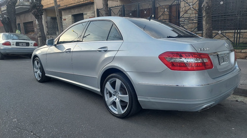 Imagen 3 de 8 de Mercedes Benz E500 V8