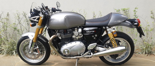 Triumph Thuxton R 1200
