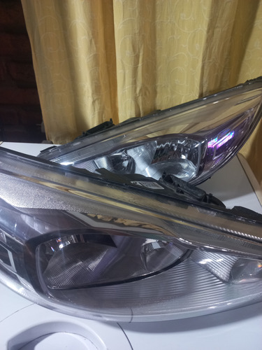 Vendo Opticas De Ford Focus 3 Sin Led Impecables