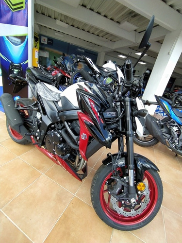 Suzuki Gsx-s750 - Financiamiento - Estrena
