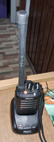 Radio Portatil Kirisun Pt3600, 14 Canales. (Usado)