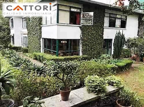 Venta Casa Como Terreno En San Angel Con 3 Frentes