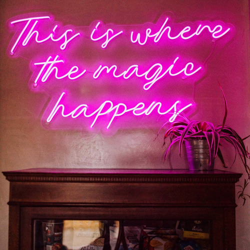 Letrero Neón This Is Where The Magic Happens Control Remoto Color Rosa