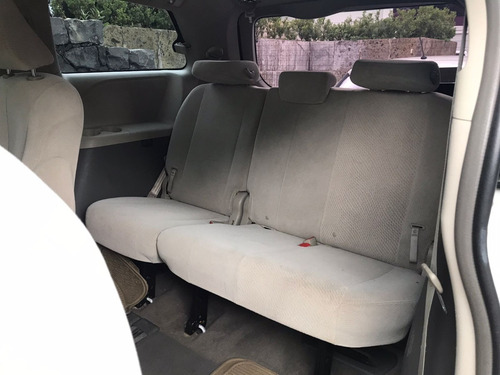 Imagen 11 de 11 de Toyota Sienna Le 2012