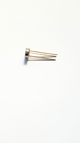 Mrf905 Transistor Oscilador De Rf 2.5 W 0,150a 35v Motorola