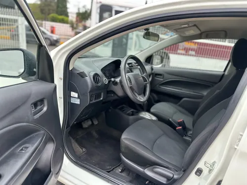 Dodge Attitude 1.2 Se At