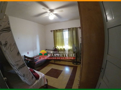 Venta De Casa Con Apartamento En Progreso, Canelones