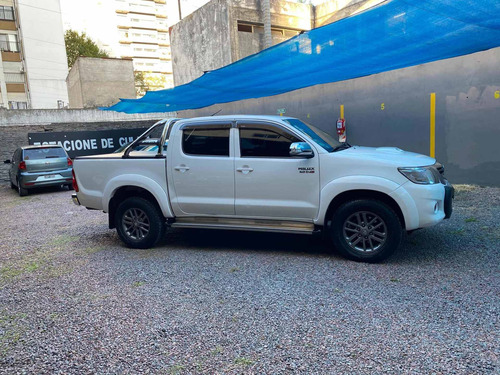 Toyota Hilux 3.0 Cd Srv Cuero 171cv 4x2 - E4 2014