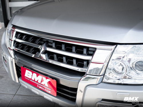 Imagem 19 de 24 de Mitsubishi Pajero Full 3.2 Hpe 4x4 16v Diesel 2p Automátic