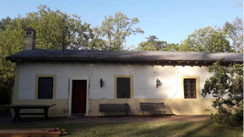 Lindísima Casa Estilo Campo En La Pista Maschwitz