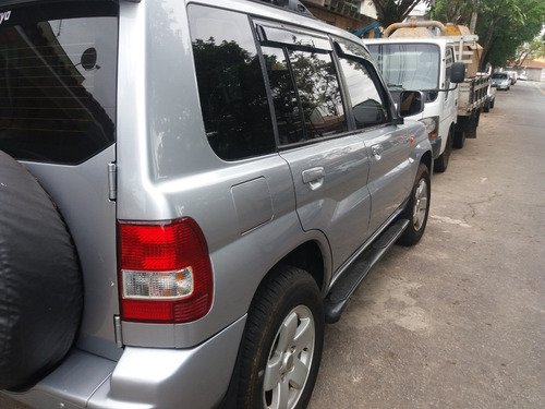 Mitsubishi Pajero Tr4 4x4 Aut. 5p Linda
