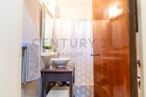 Imagen 17 de 19 de Departamento En Venta De 2 Dormtorios Con Patio En La Plata