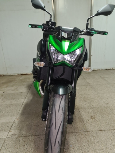 Kawasaki Z800 -impecable-