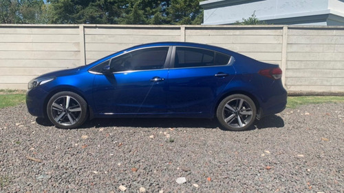 Kia Cerato 2.0 Sx At6 4 P