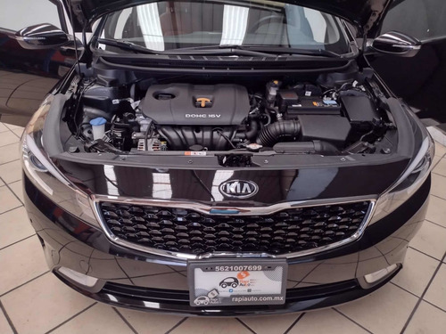 Imagen 6 de 15 de Kia Forte 2.0 Hb Ex At 2018