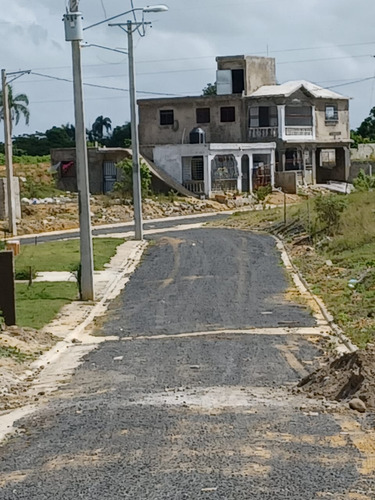 Se Vende Solar De Oportunidad En Santo Domingo 