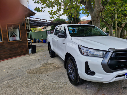 Toyota Hilux 2.8 Cd Srx 177cv 4x4 At