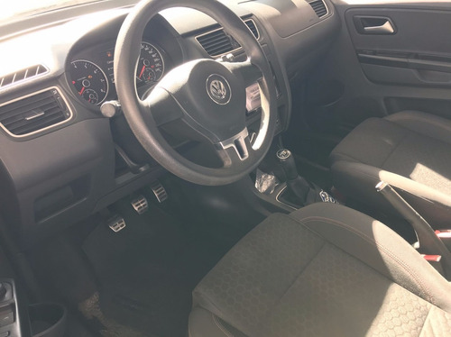 Imagem 11 de 12 de Volkswagen Crossfox 1.6 Mi 8v
