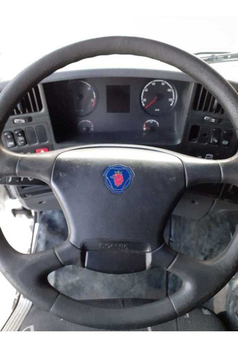 Scania P340 2010 4x2 Cambio Manual