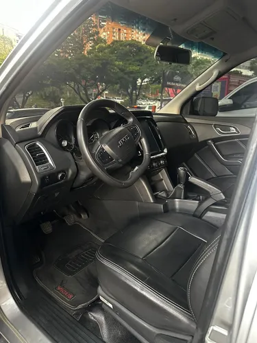 JMC Vigus 2.4 MT 4x4 Diesel