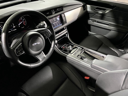 Jaguar Xf 25t 2.0 Turbo
