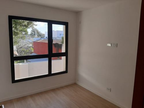 Imagen 15 de 17 de Duplex 3 Ambientes Con Patio A Estrenar. Zona Villa Primera