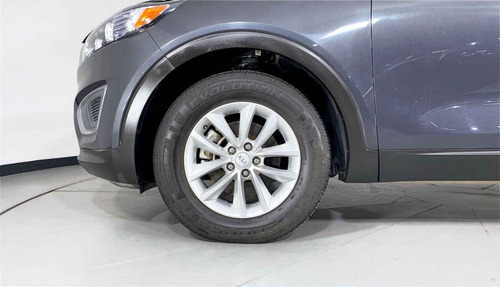 Imagen 9 de 15 de 110518 - Kia Sorento 2016 Con Garantía