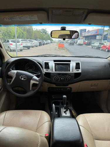 Toyota Hilux SW4 2.7 SR 4X2 16V FLEX 4P AUTOMÁTICO