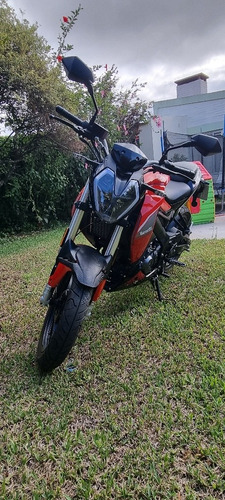 Imagen 6 de 7 de Benelli 180s Naket
