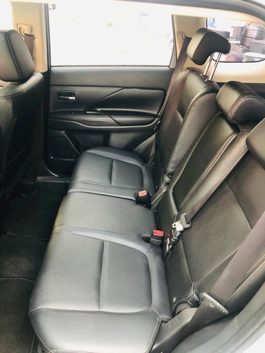 Mitsubishi Outlander 2.0 2016