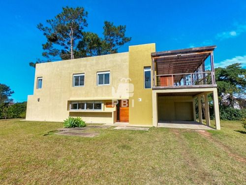 Alquiler Temporario De Casa De 4 Dormitorios En Tio Tom, Punta Ballena