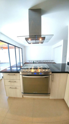 Preciosa Residencia En La Condesa Juriquilla, 4ta Recamara En Pb, Sala Tv, 4 Bañ