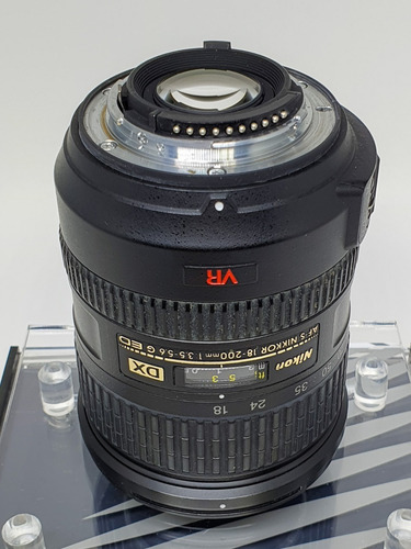 Objetiva Nikon Dx Af-s Nikkor 18-200mm F/3.5-5.6 G Ed Vr